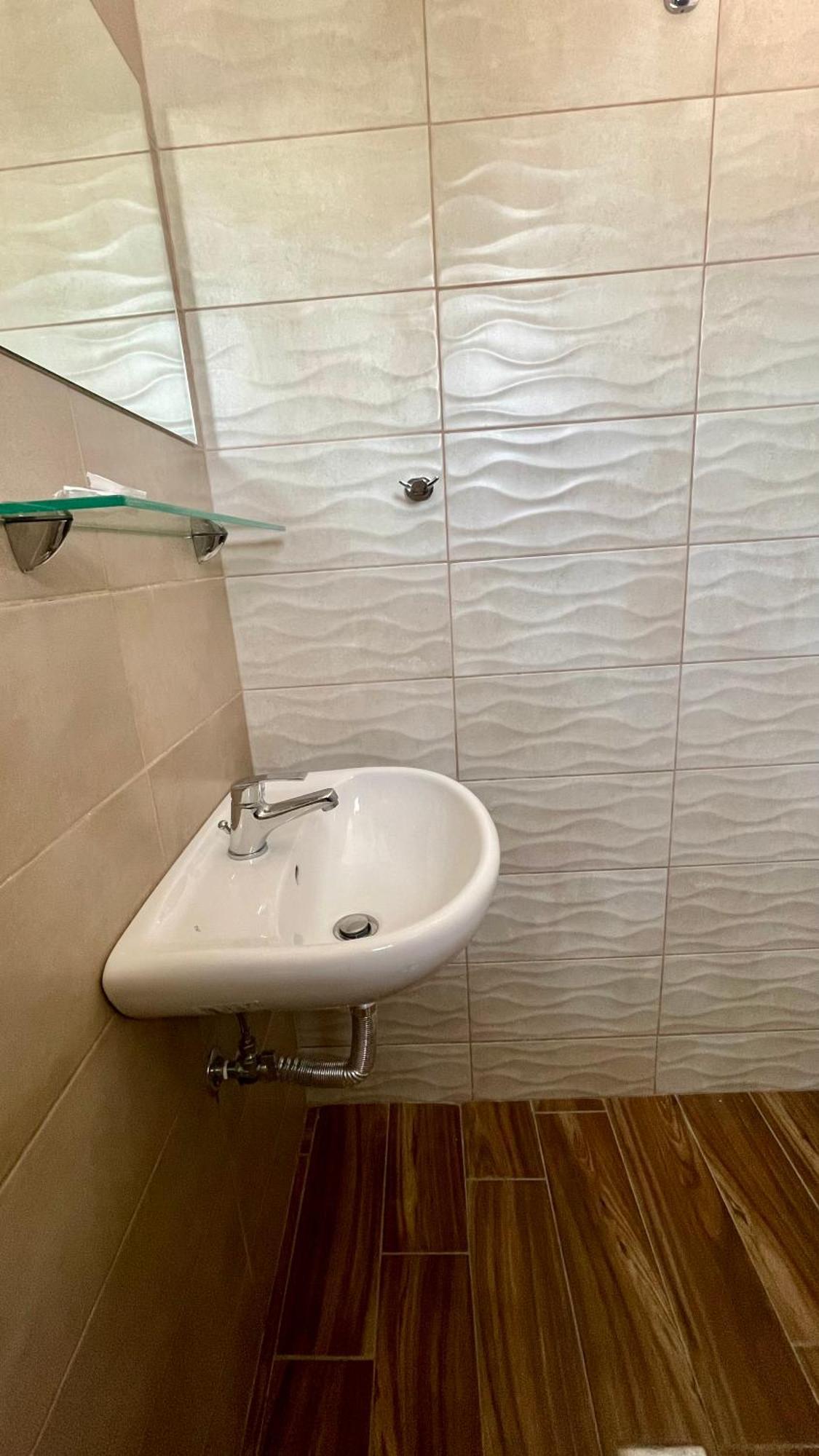 Velonis Apartments Leptokaryá Luaran gambar